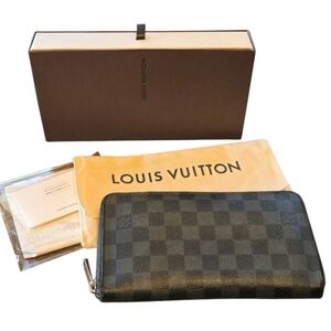 Louis Vuitton Black Gray Graphite Damier Zip Around Organizer Wallet